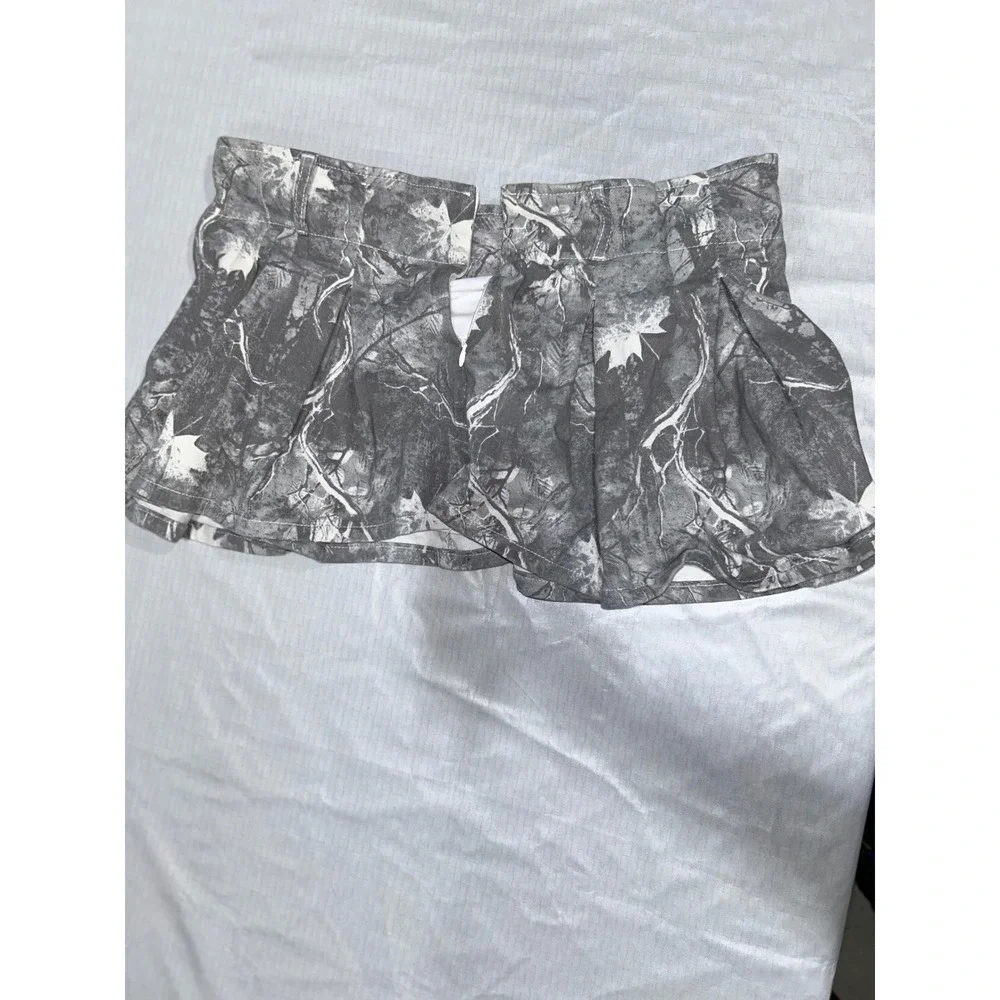 Blue Asphalt Gray Camo Leaf Print Pleated Mini Skort Size L